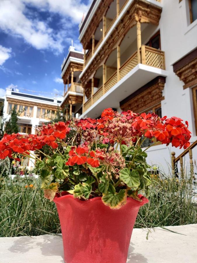 Hotel Jigmet, Leh Exterior foto